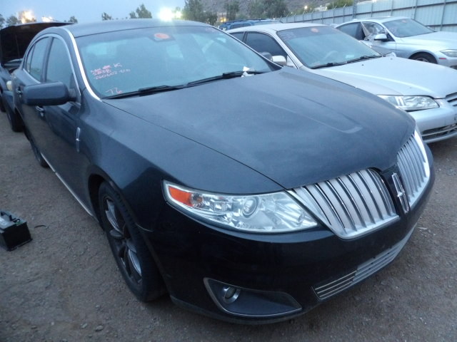 2011 Lincoln MKS
