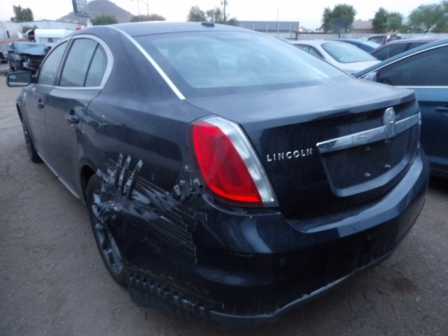 2011 Lincoln MKS